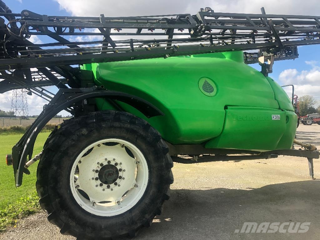 Tecnoma TECNIS 6000L Hinattavat ruiskut