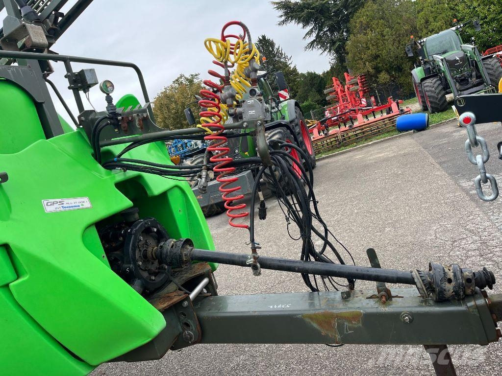 Tecnoma TECNIS 6000L 牽引式噴霧機