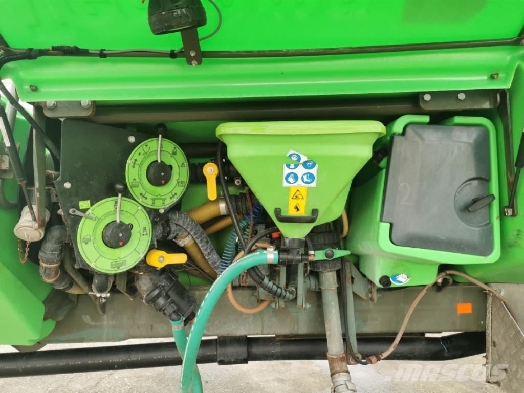 Tecnoma TECNIS 6000L Hinattavat ruiskut