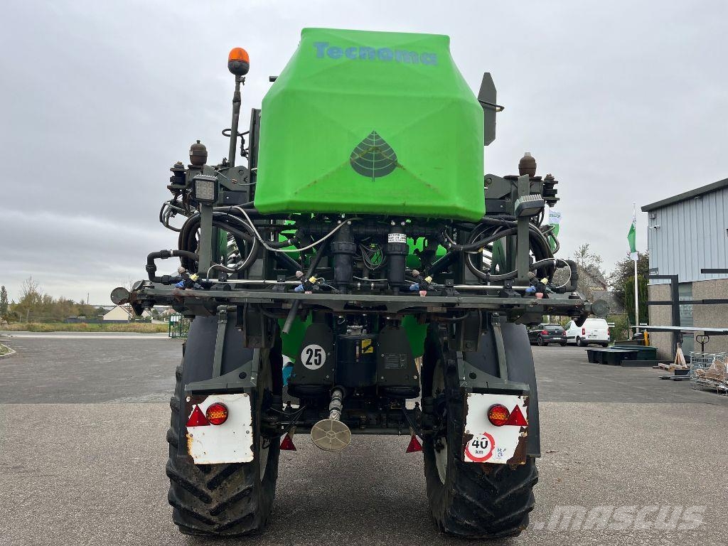 Tecnoma TECNIS 6000L 牽引式噴霧機