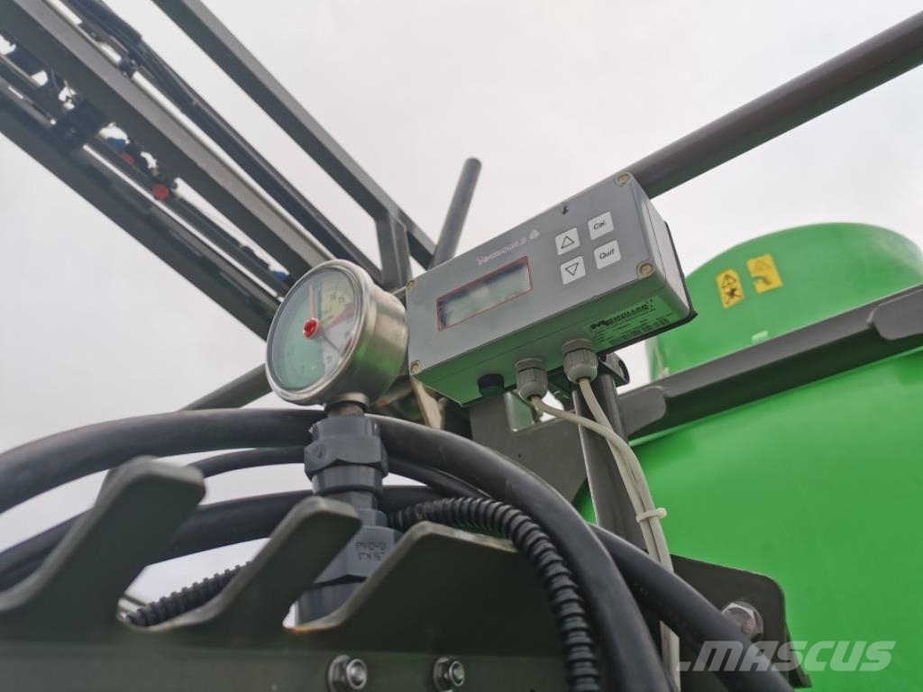 Tecnoma TECNIS 6000L Hinattavat ruiskut