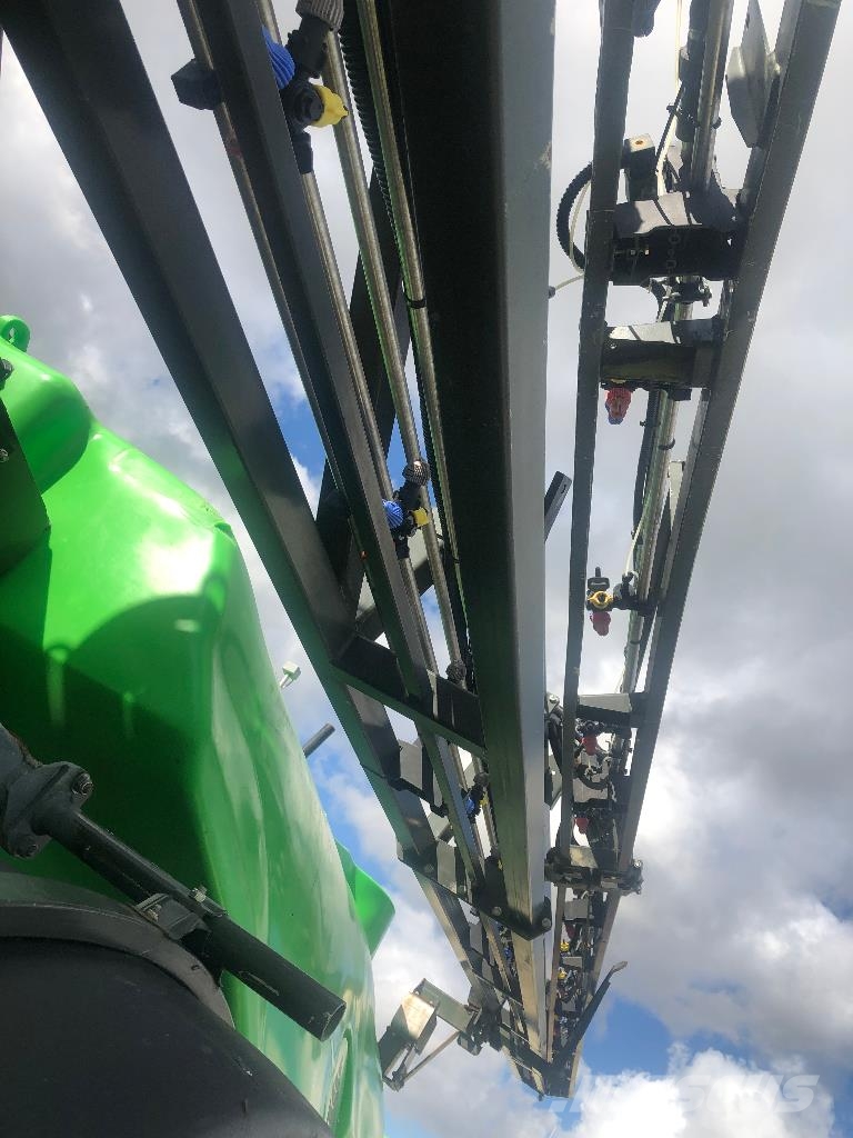 Tecnoma TECNIS 6000L Hinattavat ruiskut