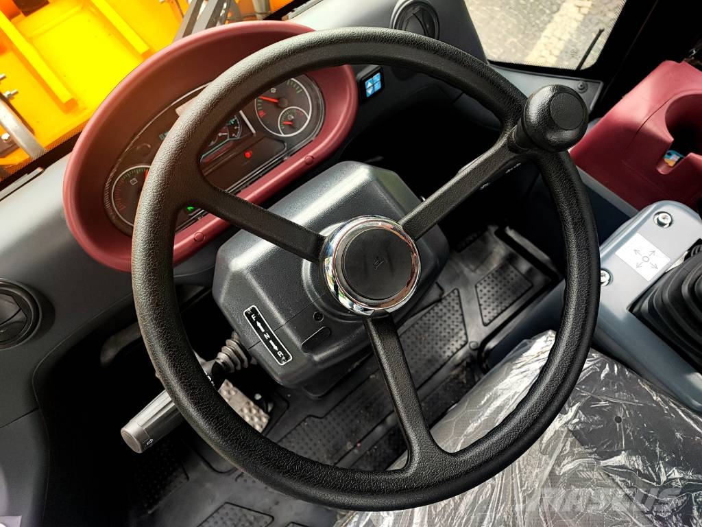 Lonking CDM856 Gumikerekes homlokrakodók