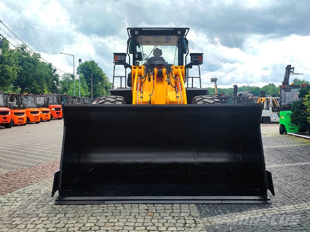 Lonking CDM856 Gumikerekes homlokrakodók