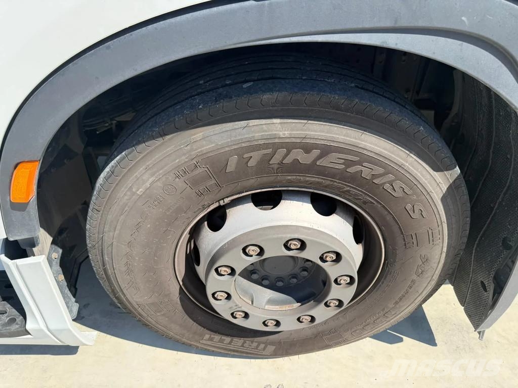 Iveco S-Way 260SY48 Pritsche 9.60m mit Plane/Spriegel Camiones de caja de lona