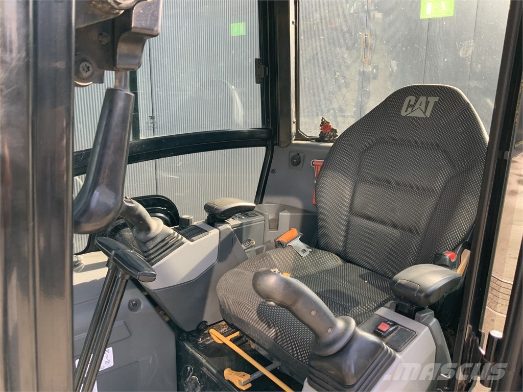 CAT 301.8 Minigraafmachines < 7t