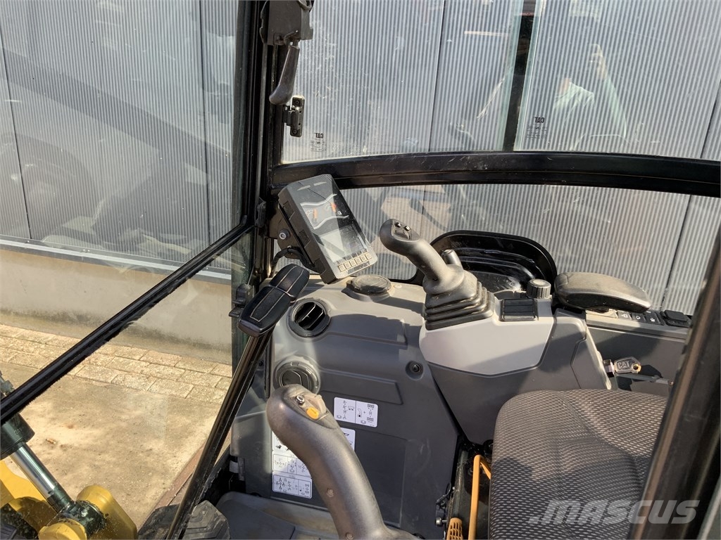 CAT 301.8 Minigraafmachines < 7t