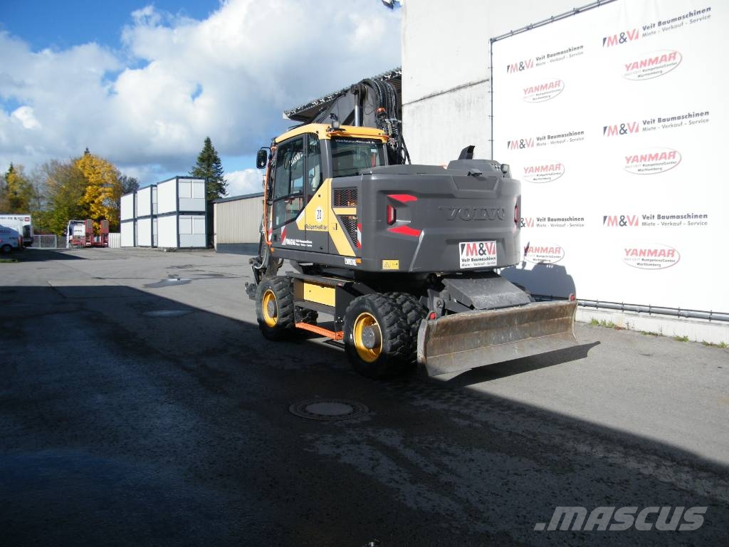 Volvo EWR 170 E حفارات بعجل