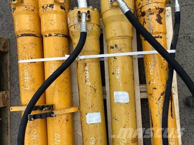 Liebherr A 934 B HYDRAULIC CYLINDER COMPLET Hüdraulika