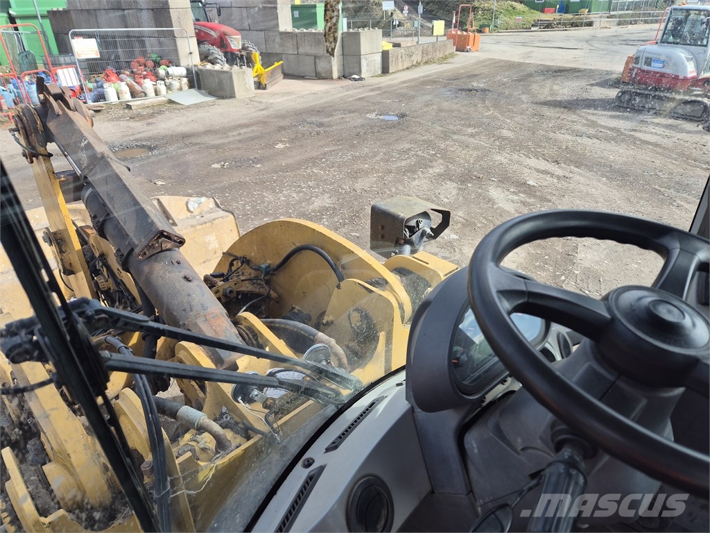CAT 930M Radlader