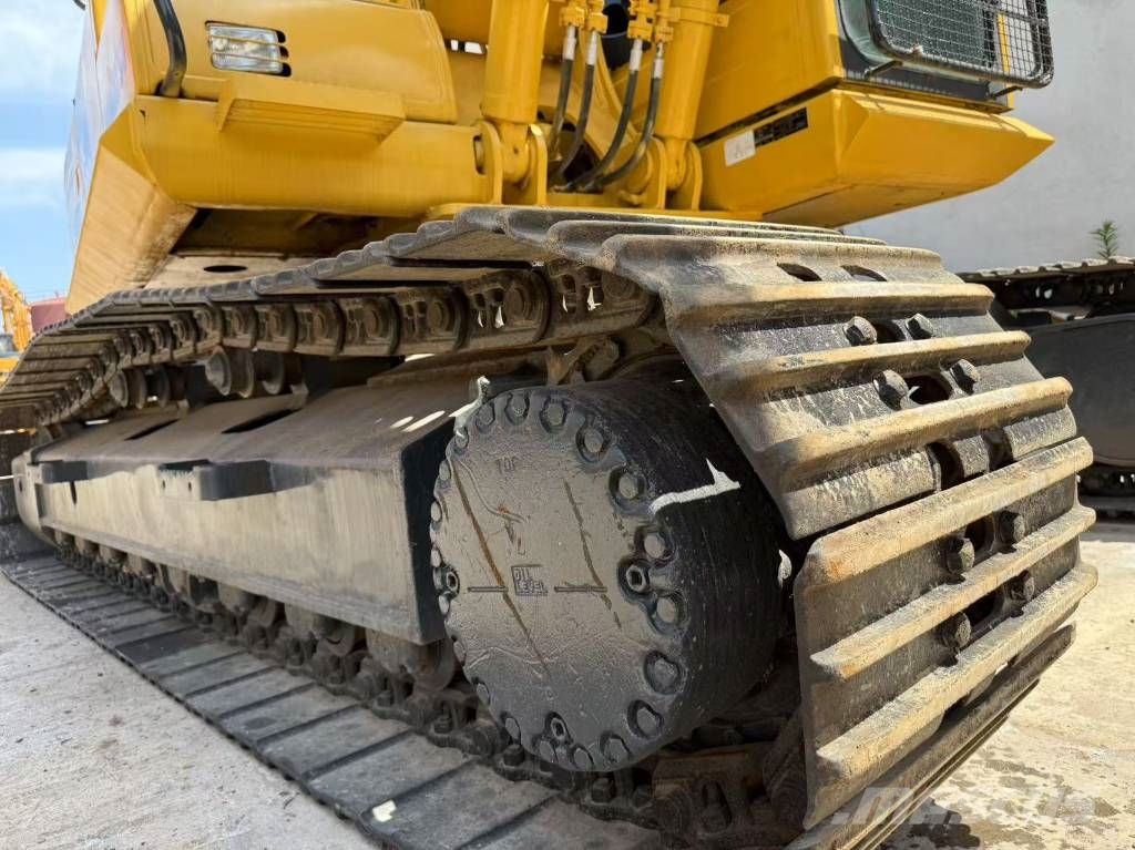Komatsu PC 220-8 Escavadeiras de esteiras