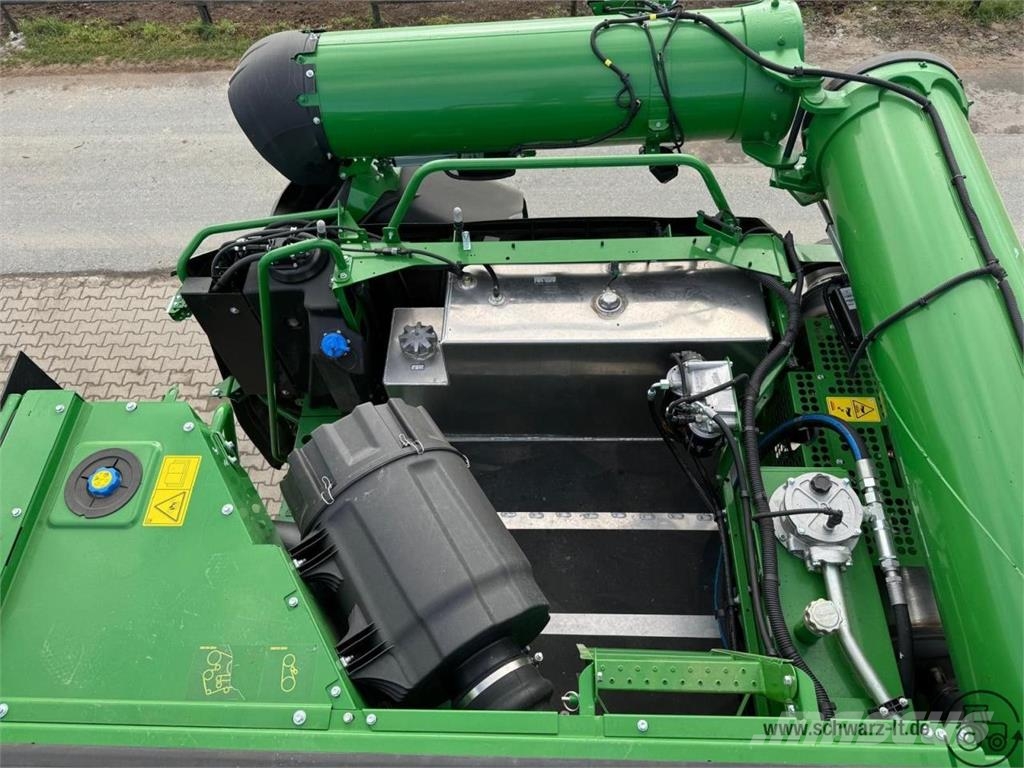 John Deere S7 850 Combine harvesters