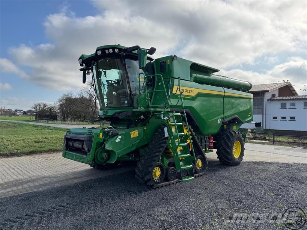 John Deere S7 850 Combine harvesters