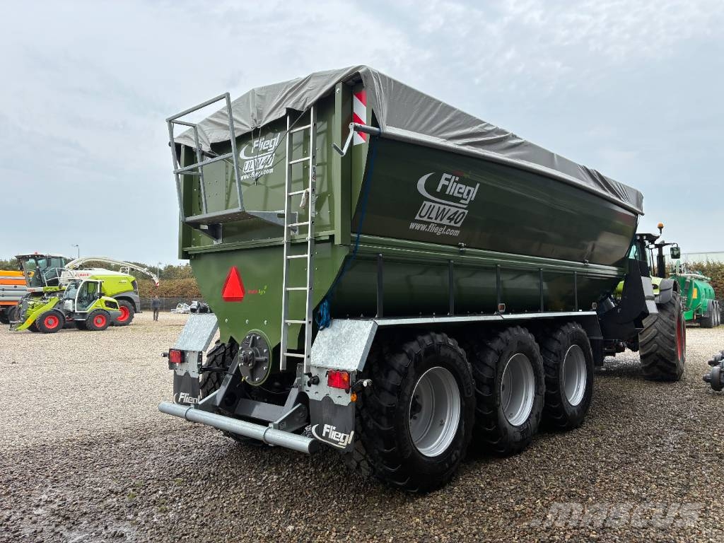 Fliegl ULW 40 Tridem Getreideanhänger