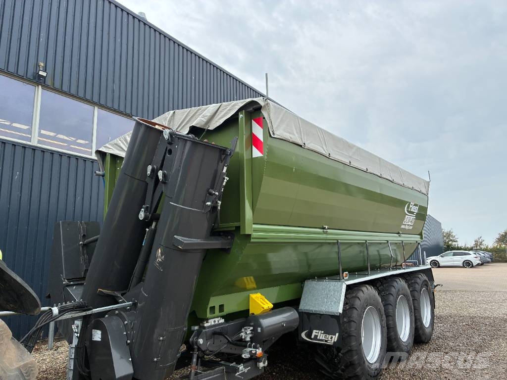 Fliegl ULW 40 Tridem Getreideanhänger