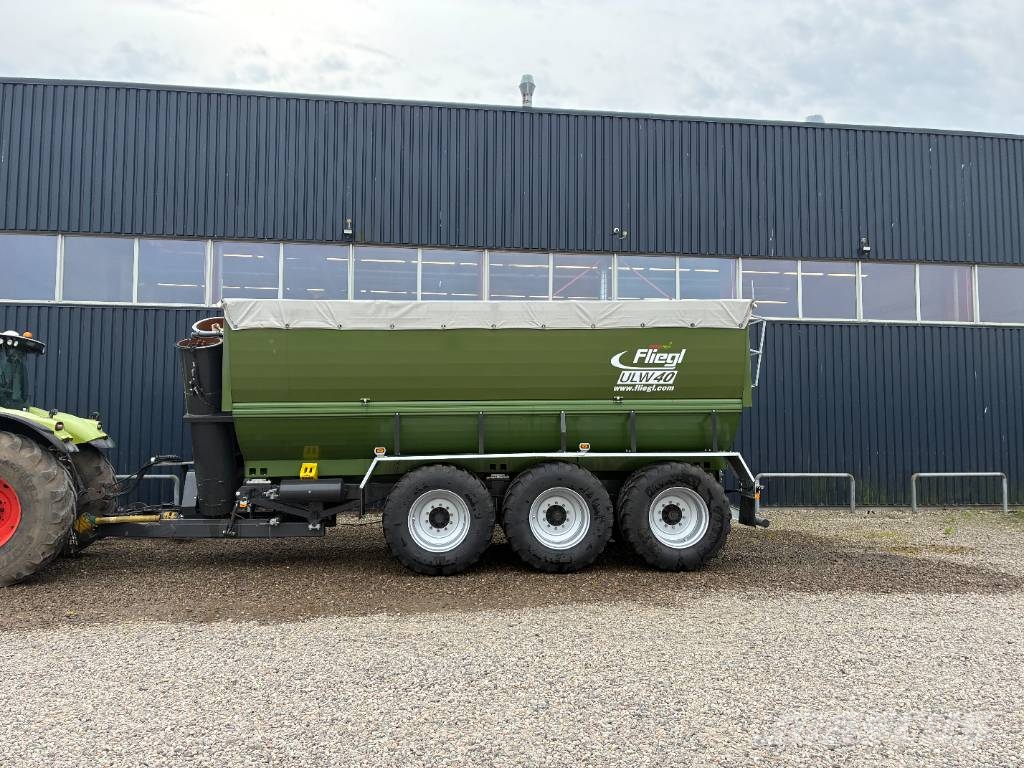 Fliegl ULW 40 Tridem Getreideanhänger