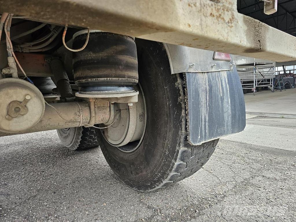 Robuste KAISER. S3302G37 | TIPPER| STEEL CHASSIS STEEL BOX 自卸半挂车