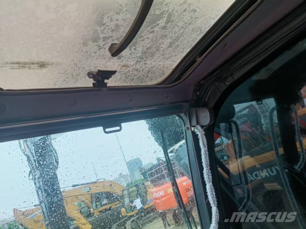 Hyundai 220LC-9S Rupsgraafmachines