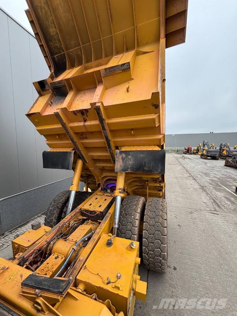 CAT 775 G Dúmpers rígidos