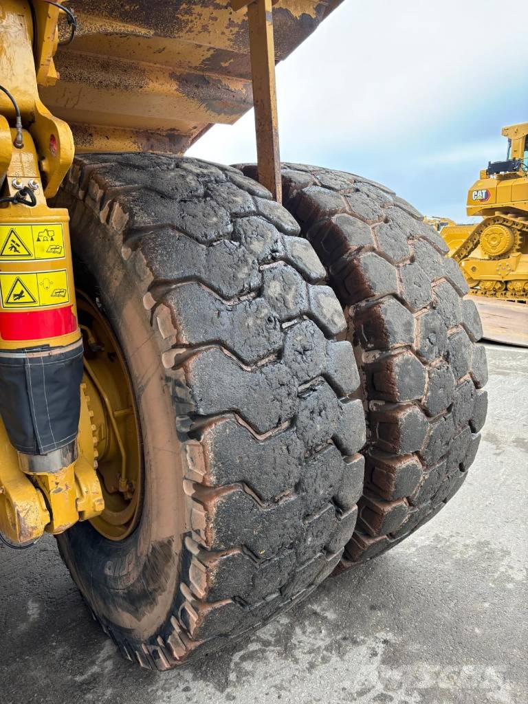 CAT 775 G Dúmpers rígidos