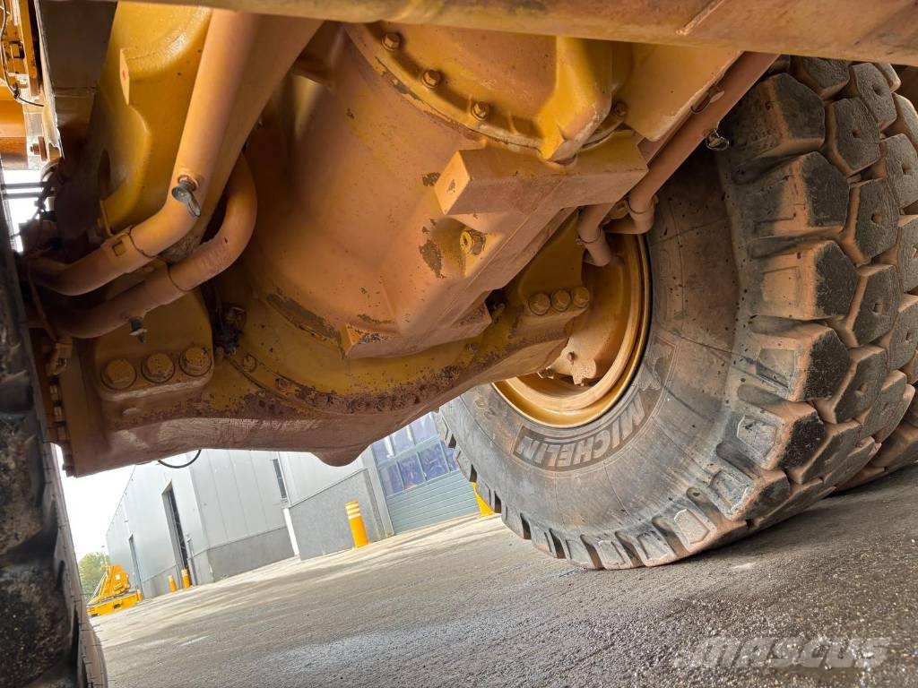CAT 775 G Dúmpers rígidos