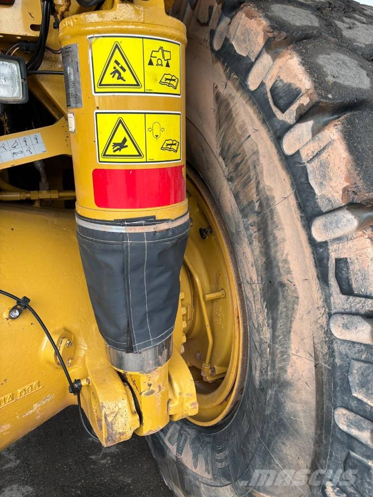 CAT 775 G Dúmpers rígidos