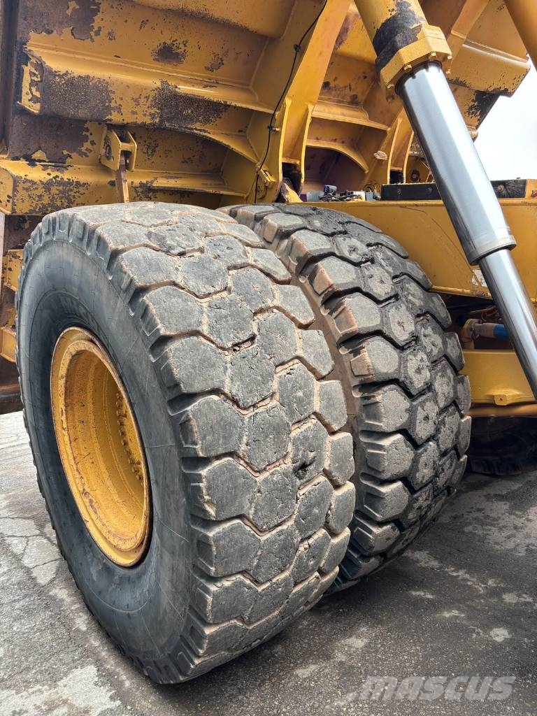 CAT 775 G Dúmpers rígidos