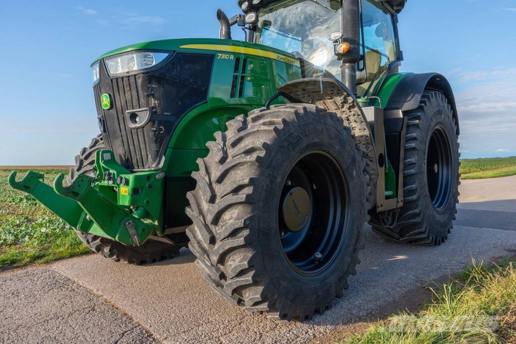 John Deere 7310 R Traktorer