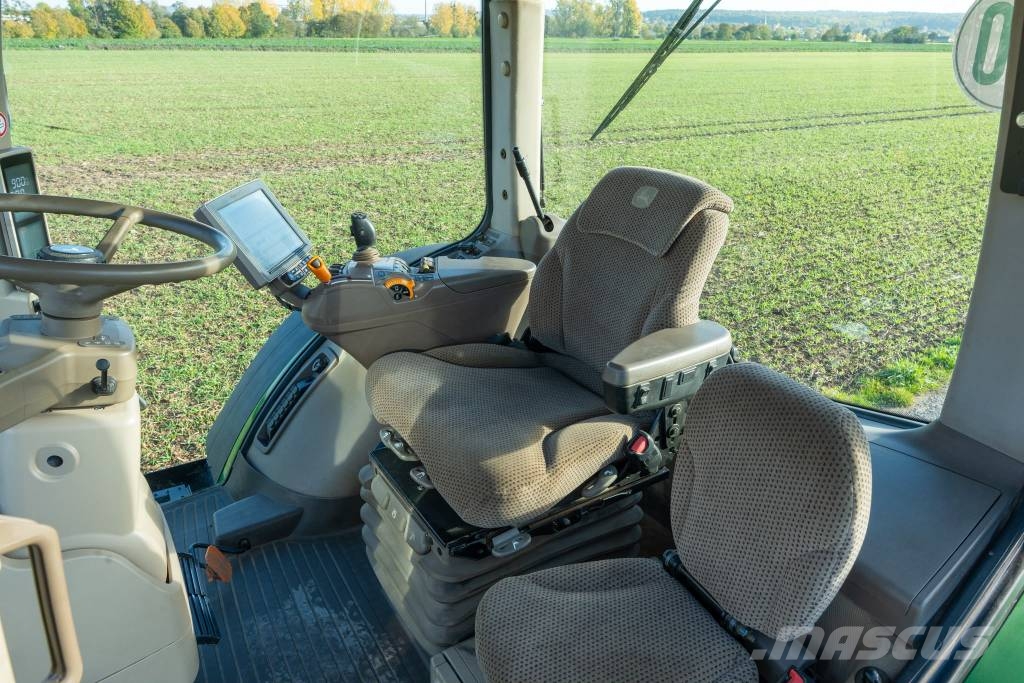 John Deere 7310 R Traktorer