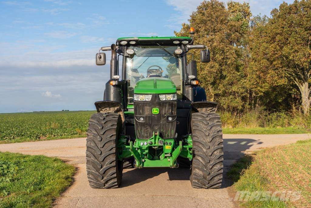 John Deere 7310 R Traktorer