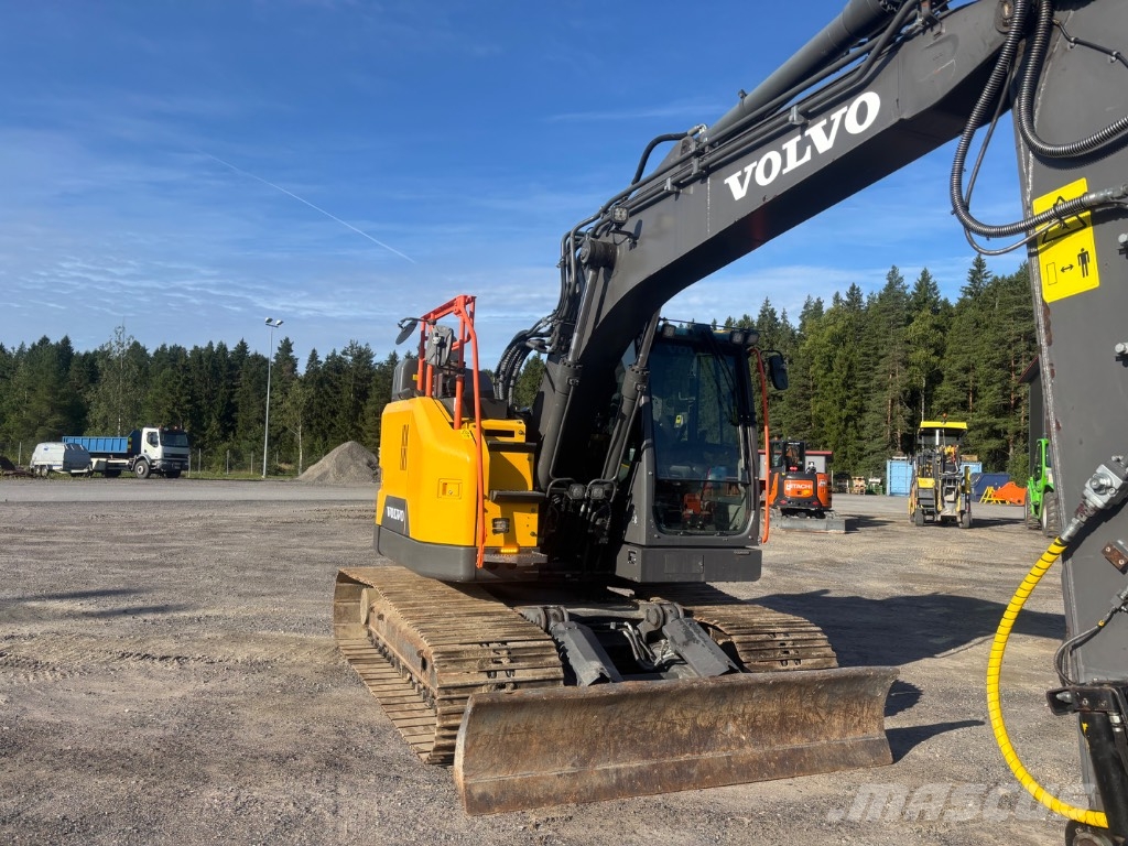 Volvo ECR 145 EL Telakaivukoneet