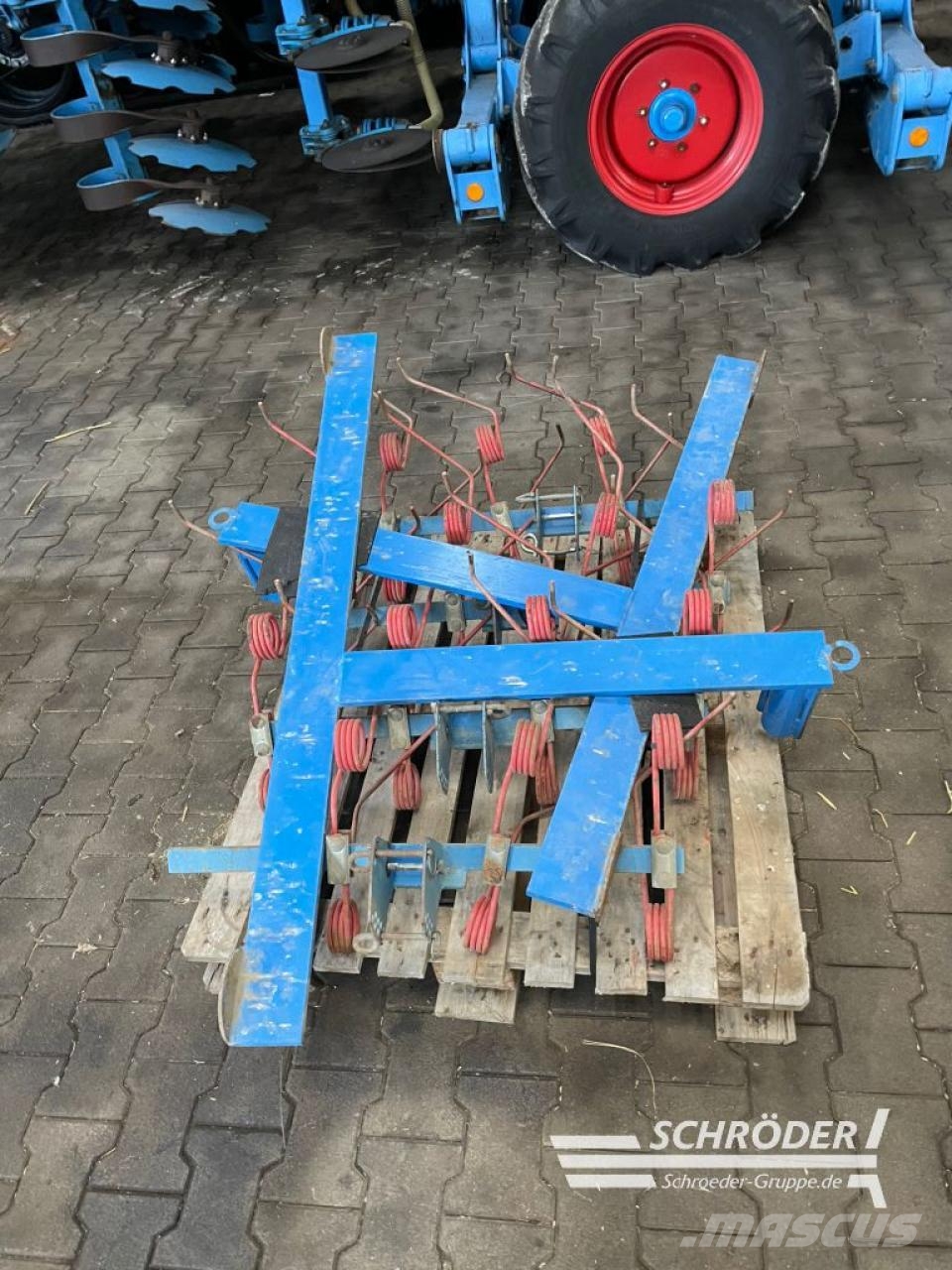 Lemken HELIODOR 8/400 KA + SOLITAIR 9/400 KA-DS Kylvölannoittimet