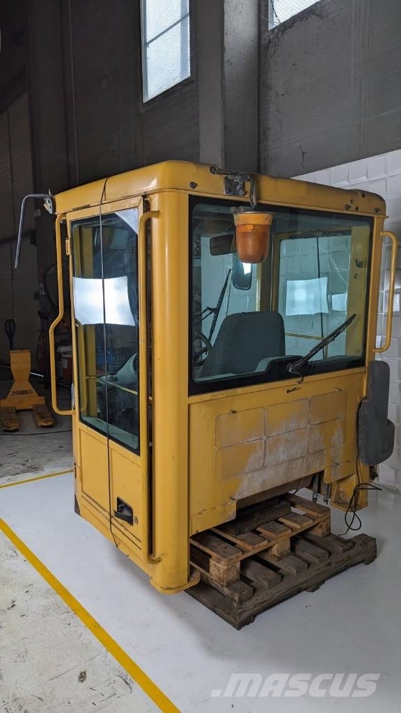 Volvo L 180 E Cab Cabines e interior máquinas construção