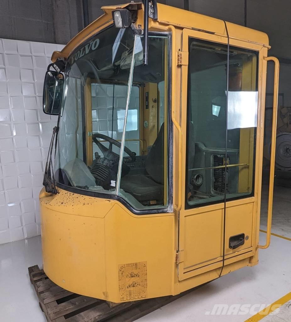 Volvo L 180 E Cab Cabines e interior máquinas construção