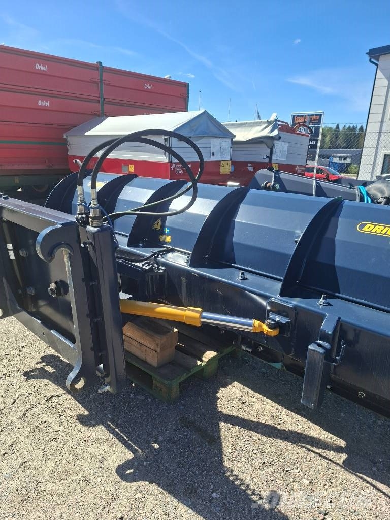 Drivex VB 3700 حراثات ونصول الجليد