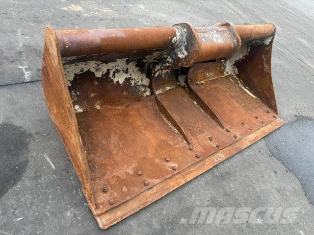 Arden Equipment USED BUCKET COMPLET 3 PCS Retroexcavadoras