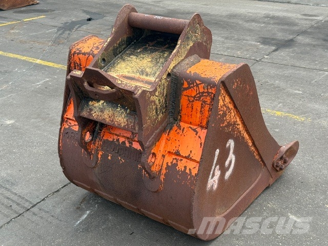 Arden Equipment USED BUCKET COMPLET 3 PCS Retroexcavadoras