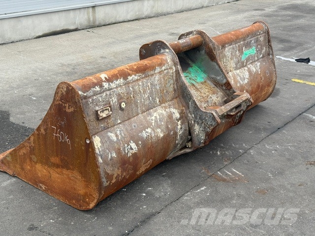 Arden Equipment USED BUCKET COMPLET 3 PCS Retroexcavadoras