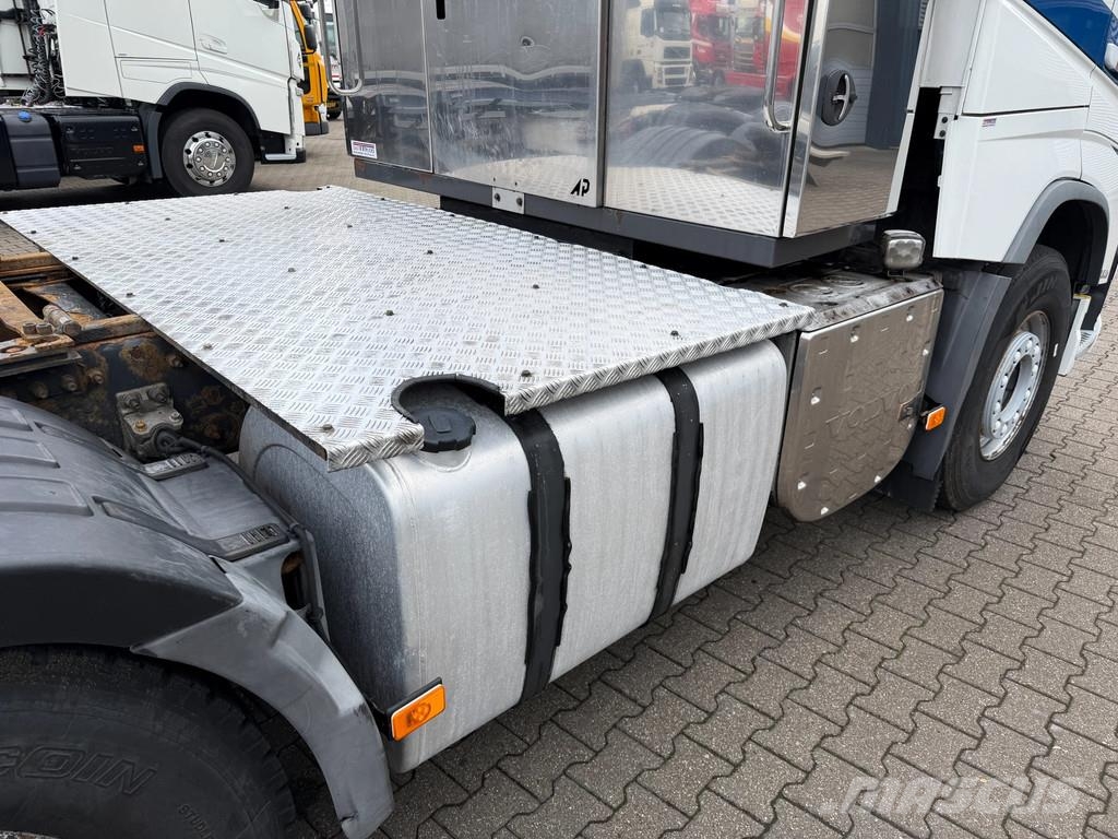 Volvo FH 16.750 6X4 Euro 5 Retarder Big Axle *Only 243 T Tegljači