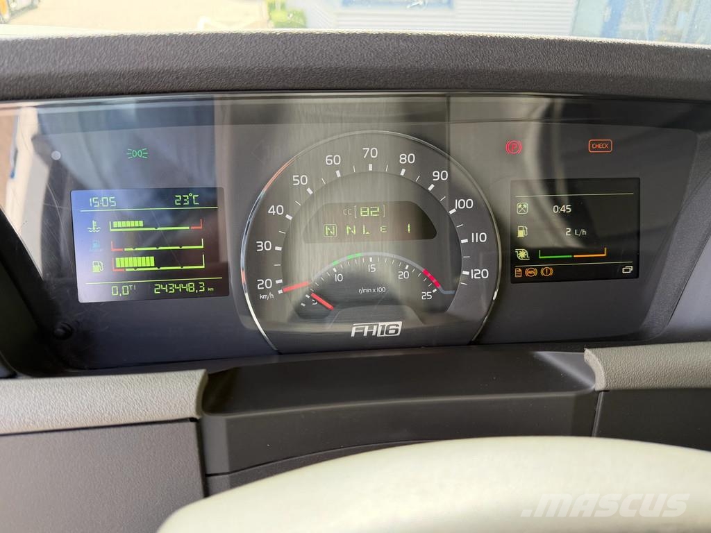 Volvo FH 16.750 6X4 Euro 5 Retarder Big Axle *Only 243 T Tegljači