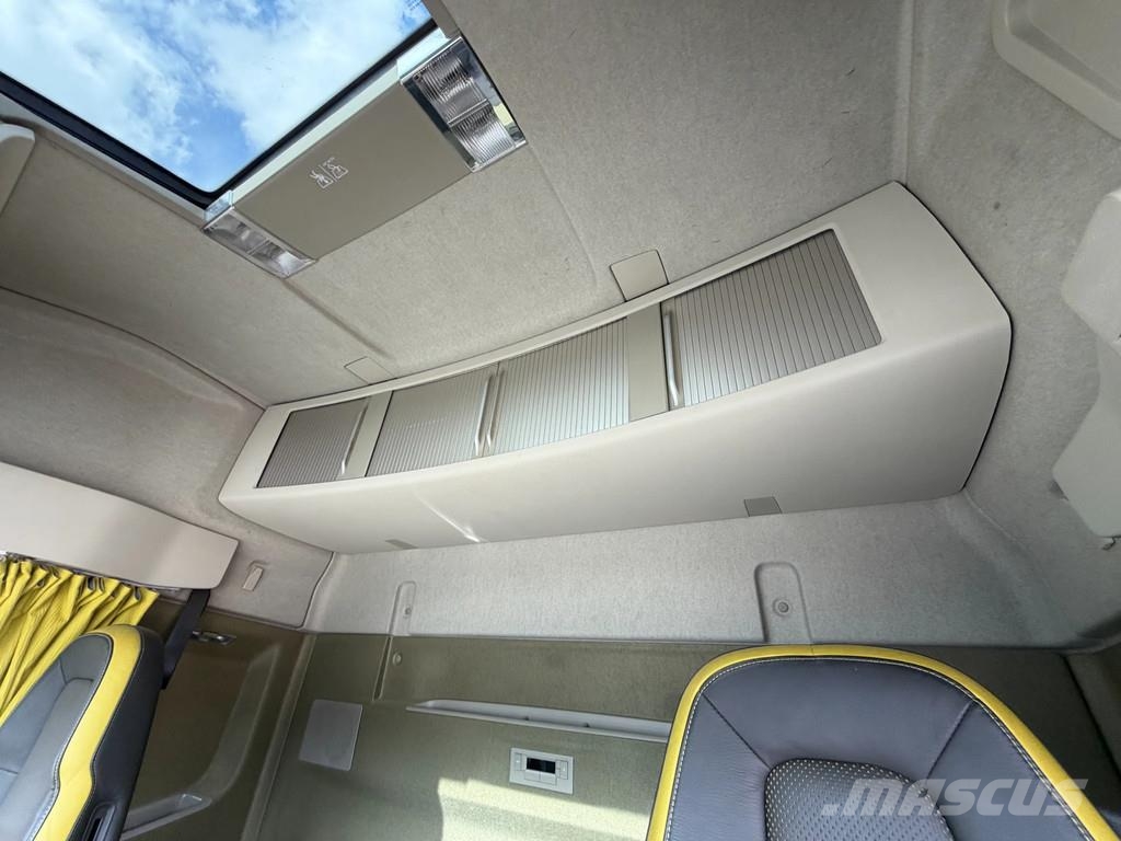 Volvo FH 16.750 6X4 Euro 5 Retarder Big Axle *Only 243 T Tegljači