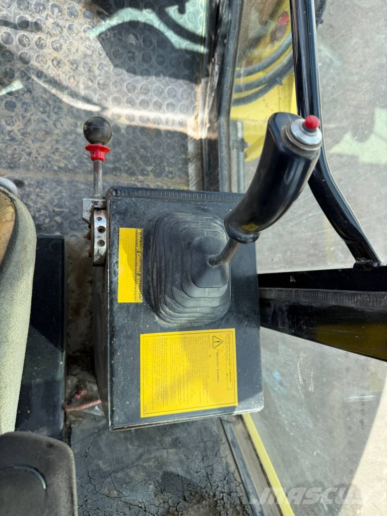 Protec BOXER 111 //BJ. 2000 / 3830 H/ Vibrationsfunktion مداحل أحادية الأسطوانة