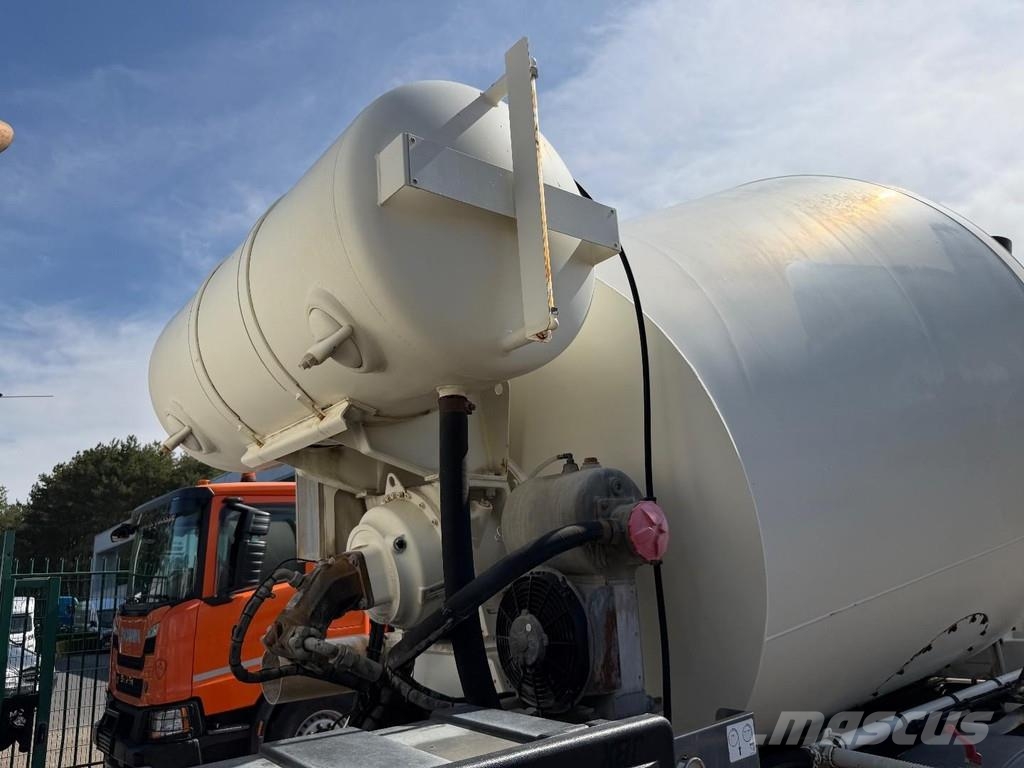 MAN TGS 26.440 6X4 LIEBHERR MIXER HTM 604 - 6m³ - WB 3 شاحنات خرسانة