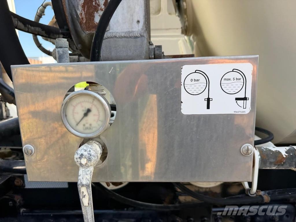 MAN TGS 26.440 6X4 LIEBHERR MIXER HTM 604 - 6m³ - WB 3 شاحنات خرسانة