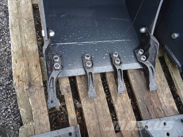 TOMAR Nowa łyżka 60 cm z zębami JCB 3CX 4CX 8052 Łyżki do koparek