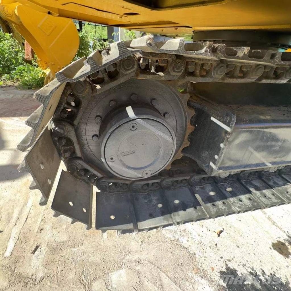 Komatsu PC 70 Εκσκαφείς με ερπύστριες