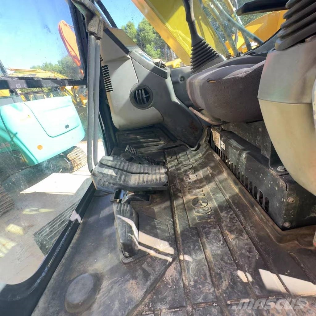 Komatsu PC 70 Εκσκαφείς με ερπύστριες