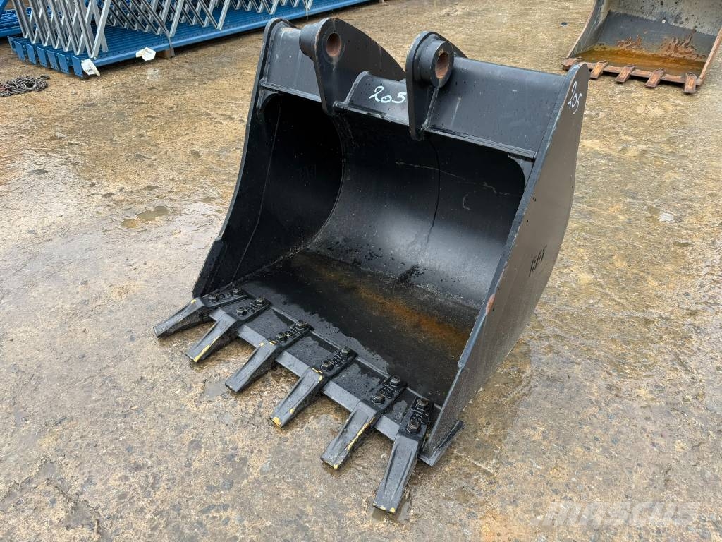 CAT 416 - 444 - 900 mm جرافات عكسية