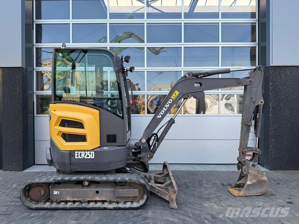 Volvo ECR25D Mini ekskavatörler, 7 tona dek