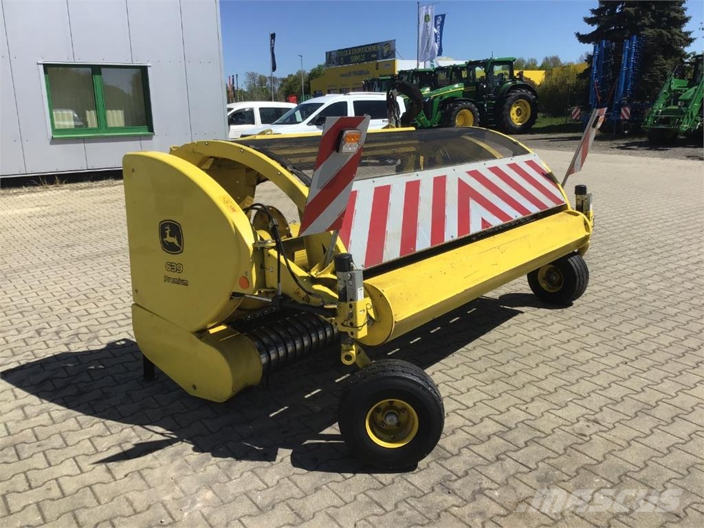 John Deere 9500i ProDrive Falciatrinciatrici